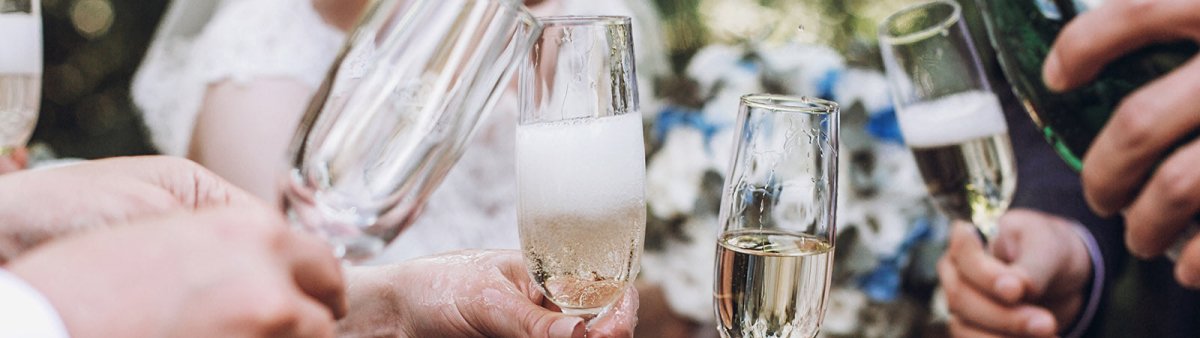 The Wedding Wine Calculator: How Much Wine Do You Really Need? - Onshore Cellars